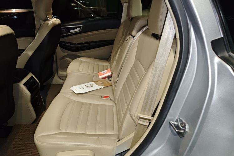 Used Ford Edge 2015 2.0T GTDi 4x4 High-Grade Model Left Rear Seat