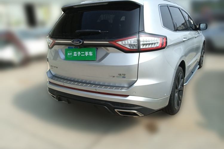 Used Ford Edge 2015 2.7T GTDi 4x4 Sporty 7-Seater Rear Right 45 Deg