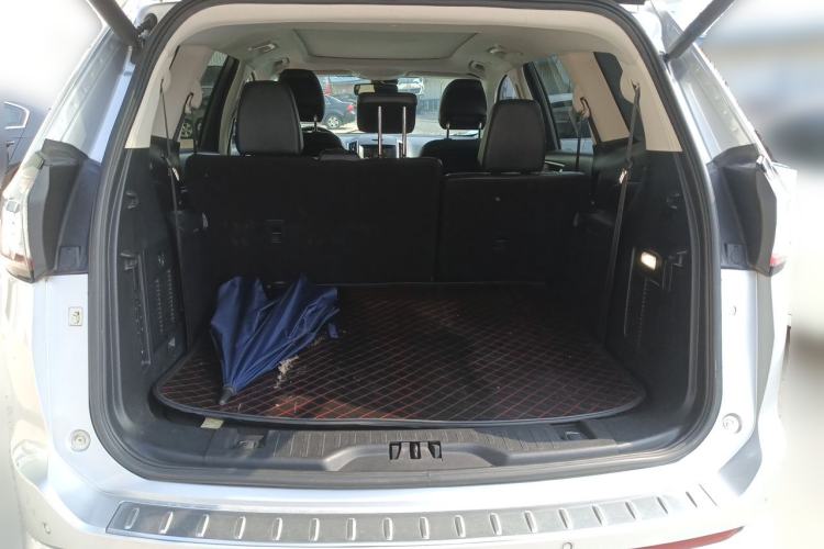 Used Ford Edge 2015 2.7T GTDi 4x4 Sporty 7-Seater Trunk