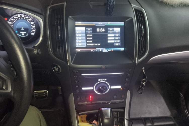 Used Ford Edge 2015 2.0T GTDi Four-Wheel Drive Prestige Model Audio And AC Panel