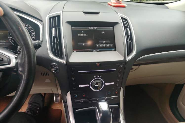 Used Ford Edge 2015 2.0T GTDi Four-Wheel Drive Prestige Model Audio And AC Panel