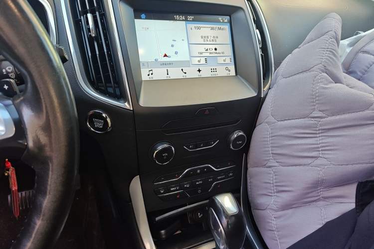 Used Ford Edge 2015 2.0T GTDi 4x4 High-Grade Model Audio And AC Panel