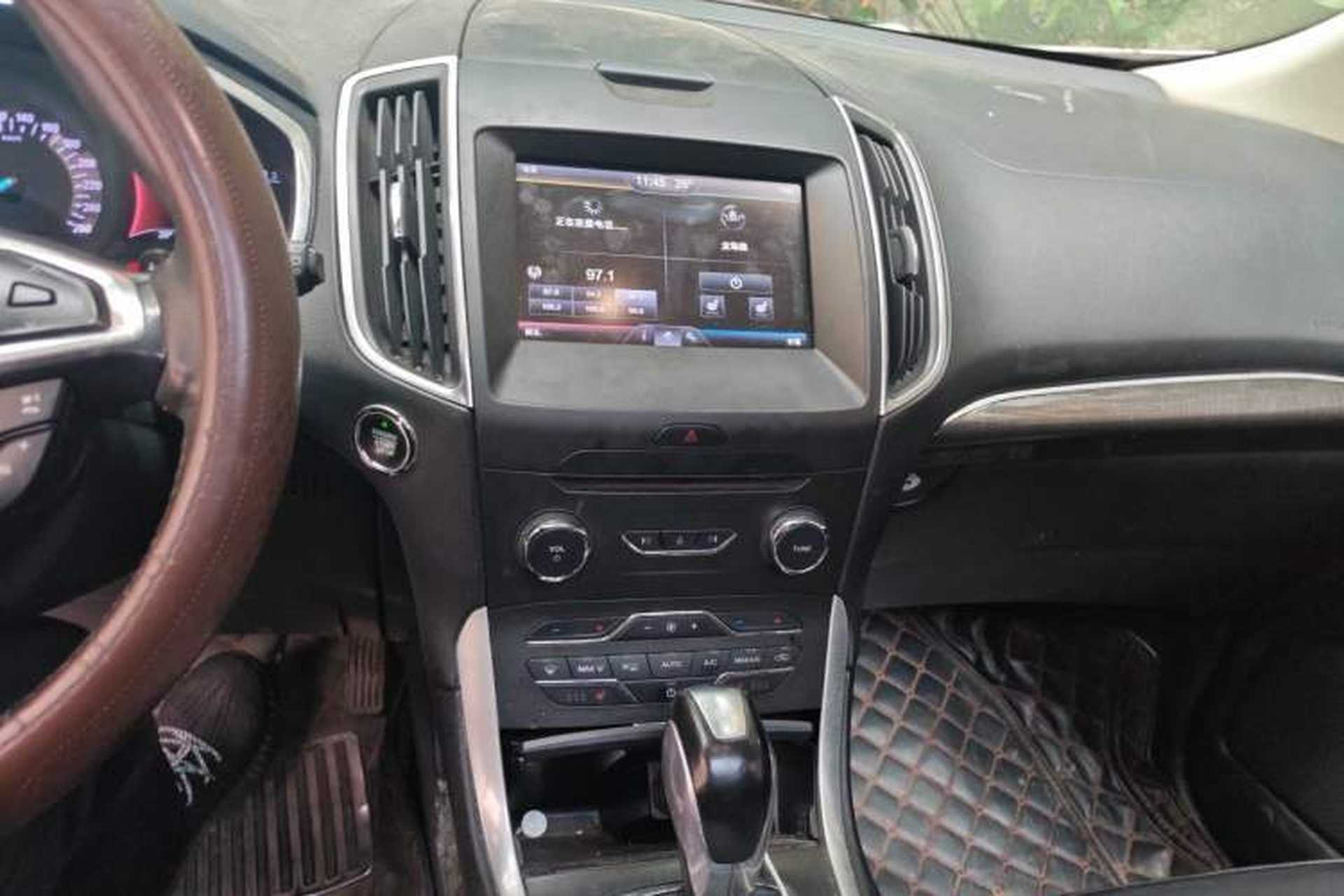 Used Ford Edge 2015 2.0T GTDi 4x4 High-Grade Model Audio And AC Panel
