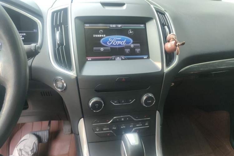 Used Ford Edge 2015 2.0T GTDi 4x4 High-Grade Model Audio And AC Panel