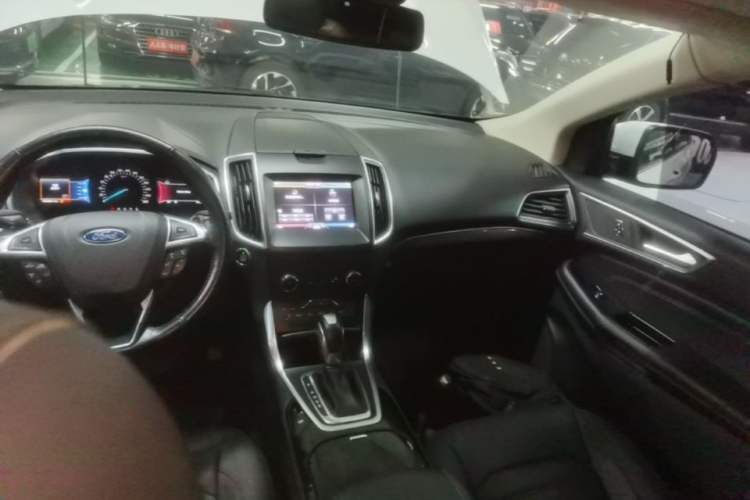 Used Ford Edge 2015 2.0T GTDi 4x4 High-Grade Model Audio And AC Panel