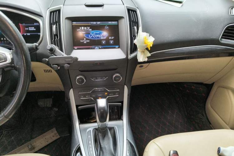 Used Ford Edge 2015 2.0T GTDi 4x4 High-Grade Model Audio And AC Panel