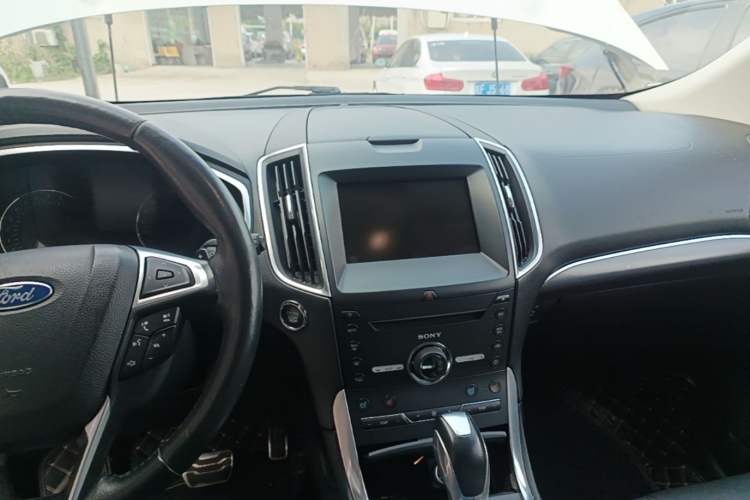Used Ford Edge 2015 2.0T GTDi Four-Wheel Drive Prestige Model Audio And AC Panel
