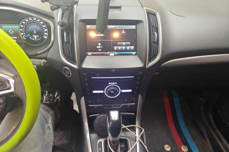 Used Ford Edge 2015 2.0T GTDi Four-Wheel Drive Prestige Model Audio And AC Panel
