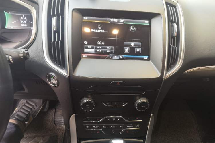 Used Ford Edge 2015 2.0T GTDi 4x4 High-Grade Model Audio And AC Panel