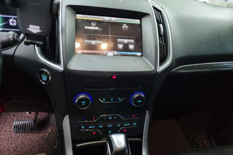 Used Ford Edge 2015 2.0T GTDi 4x4 High-Grade Model Audio And AC Panel
