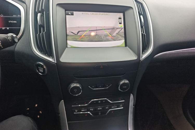 Used Ford Edge 2015 2.0T GTDi 4x4 High-Grade Model Audio And AC Panel