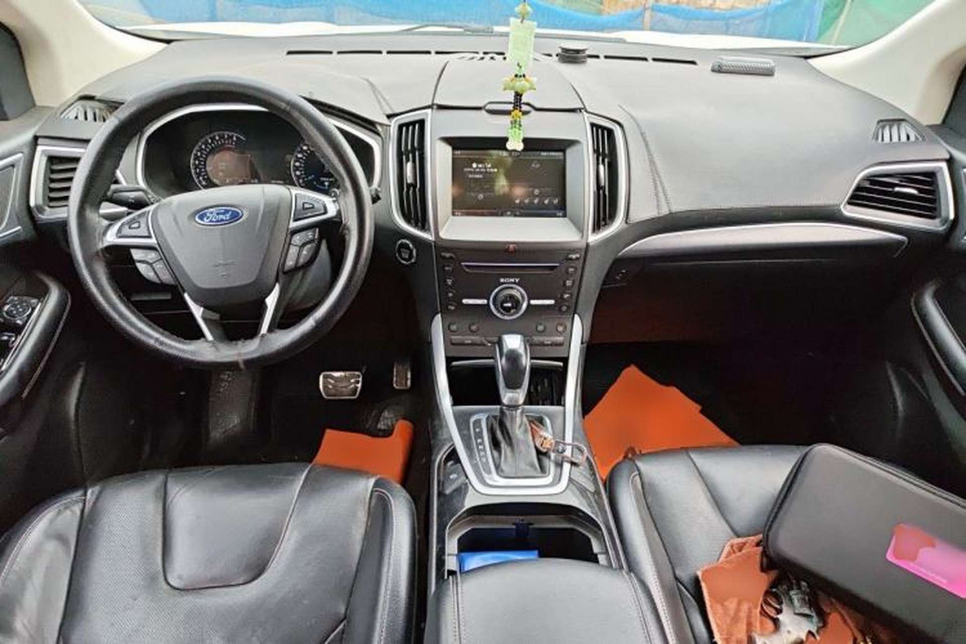 Used Ford Edge 2015 2.0T GTDi Four-Wheel Drive Prestige Model Center Console
