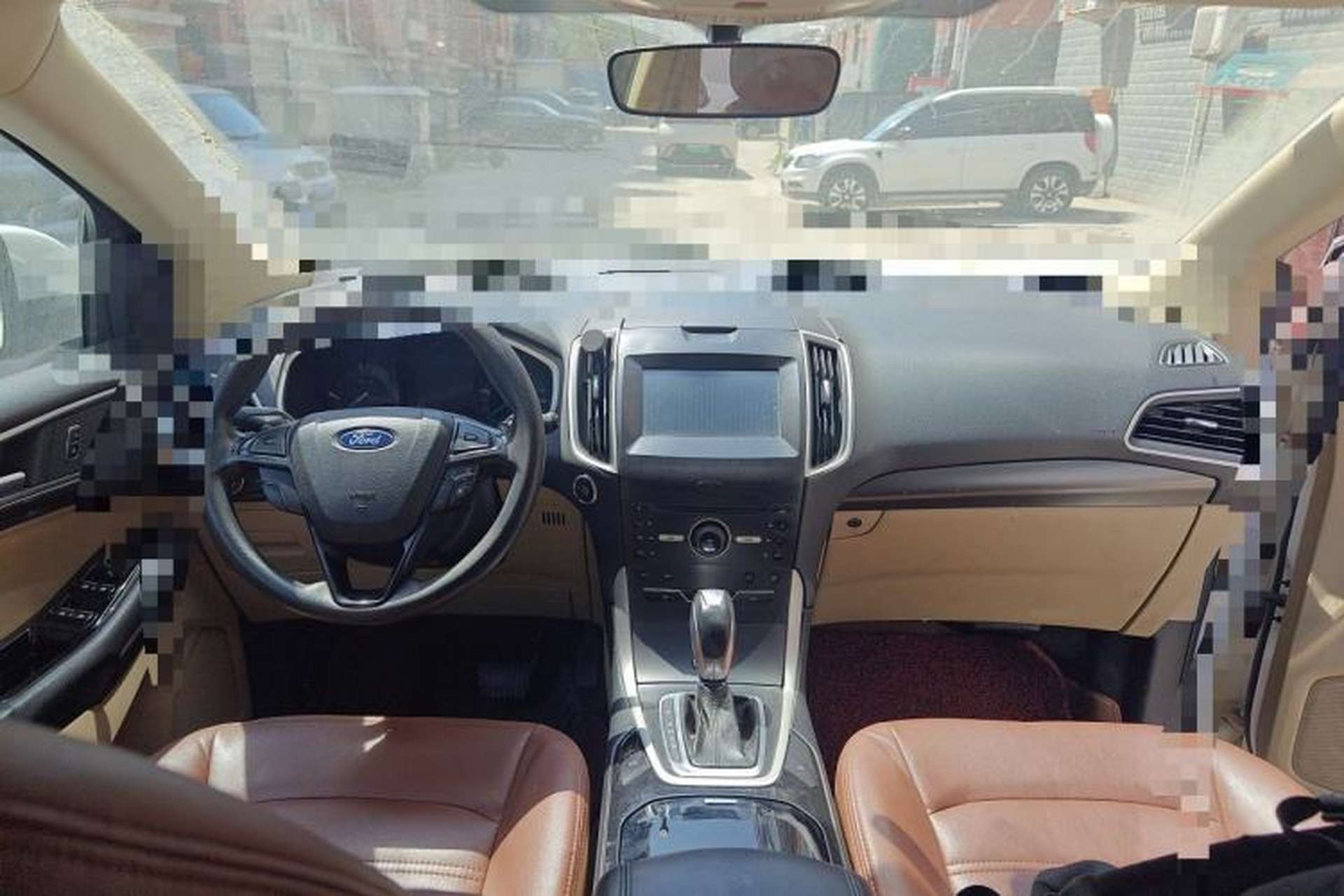 Used Ford Edge 2015 2.0T GTDi Two-Wheel-Drive Elite Edition Center Console