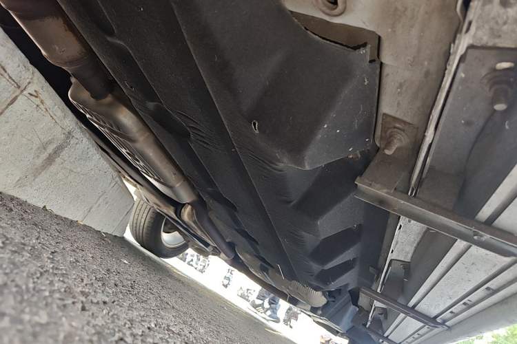 Used Ford Edge 2015 2.0T GTDi 4x4 High-Grade Model Chassis Front Left