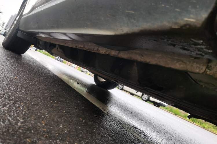 Used Ford Edge 2015 2.0T GTDi 4x4 High-Grade Model Chassis Front Right