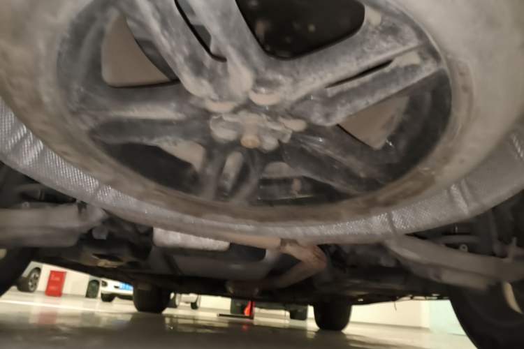 Used Ford Edge 2015 2.0T GTDi Two-Wheel-Drive High-Line Version Chassis Rear
