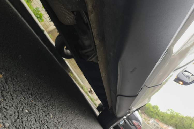 Used Ford Edge 2015 2.7T GTDi 4x4 Prestige 7-Seater Chassis Rear Right