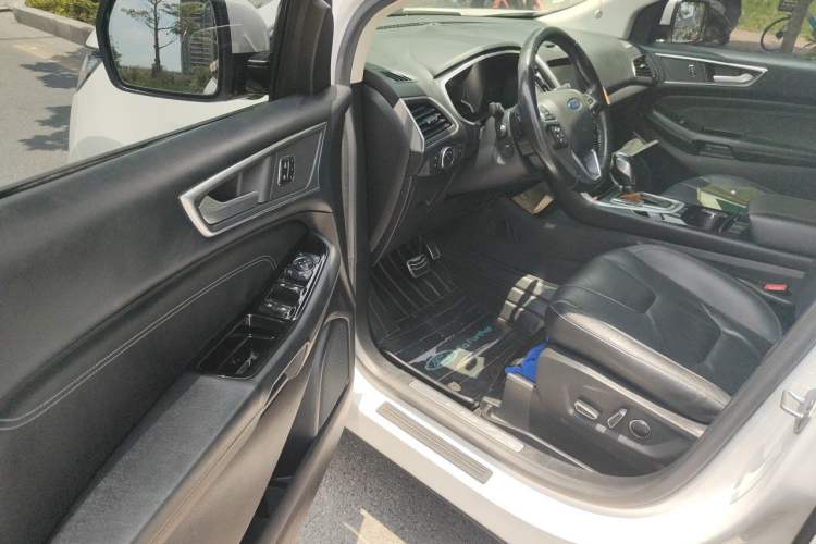 Used Ford Edge 2015 2.0T GTDi Four-Wheel Drive Prestige Model Driver Seat