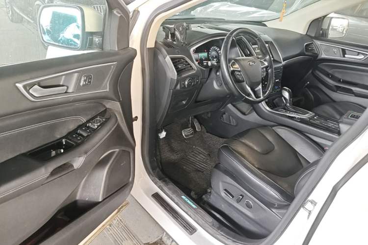 Used Ford Edge 2015 2.0T GTDi Four-Wheel Drive Prestige Model Driver Seat