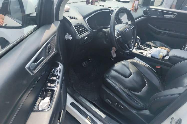 Used Ford Edge 2015 2.0T GTDi Four-Wheel Drive Prestige Model Driver Seat