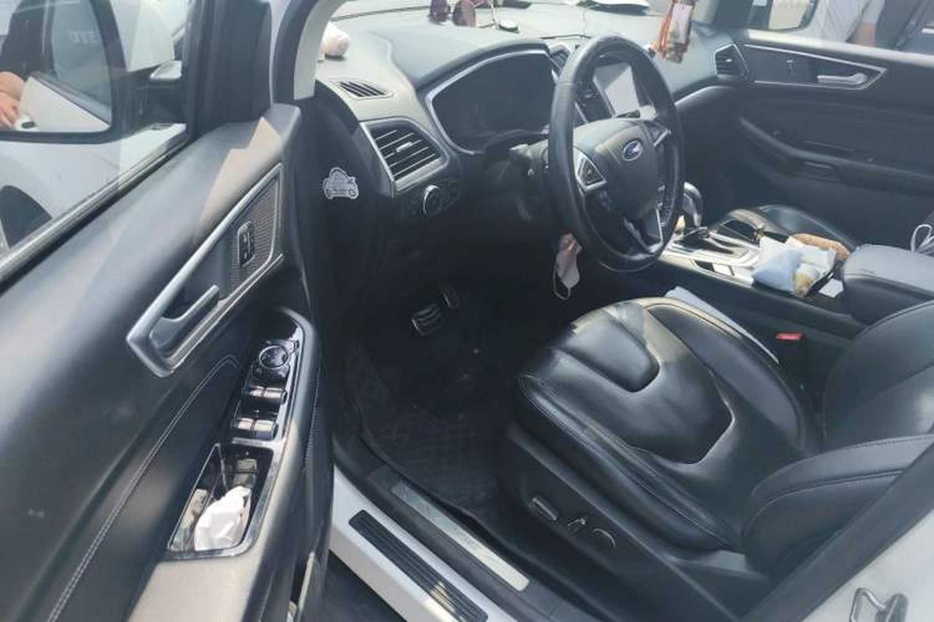 Used Ford Edge 2015 2.0T GTDi Four-Wheel Drive Prestige Model Driver Seat