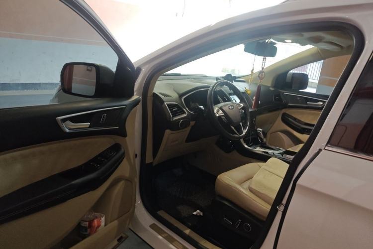 Used Ford Edge 2015 2.0T GTDi Two-Wheel-Drive High-Line Version Driver Seat