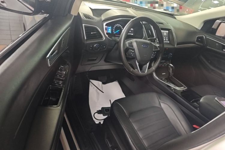 Used Ford Edge 2015 2.0T GTDi Two-Wheel-Drive High-Line Version Driver Seat