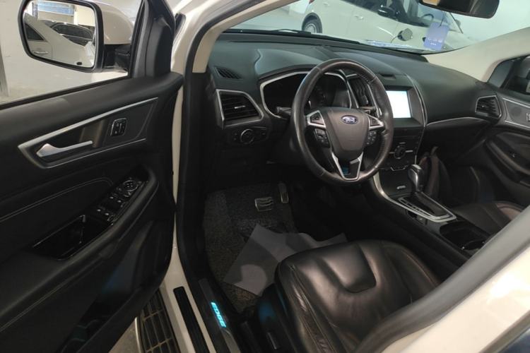 Used Ford Edge 2015 2.0T GTDi Four-Wheel Drive Prestige Model Driver Seat