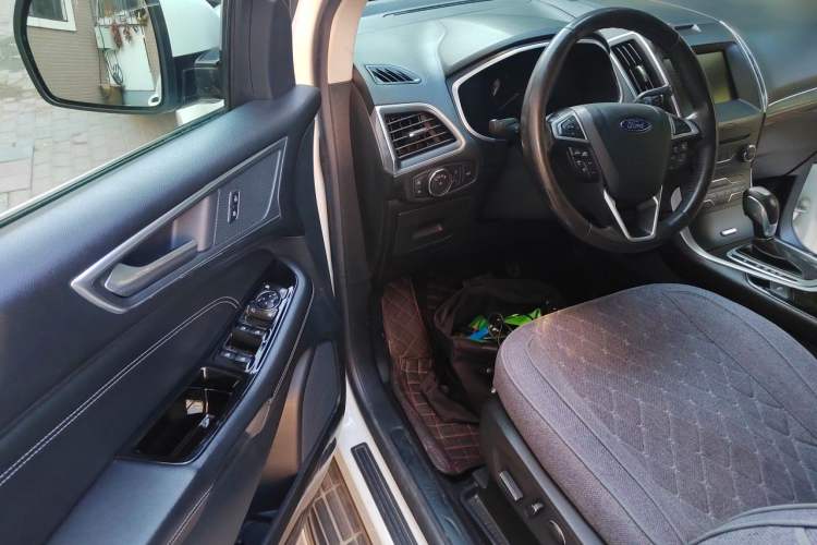 Used Ford Edge 2015 2.0T GTDi Two-Wheel-Drive High-Line Version Driver Seat