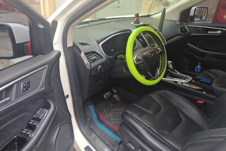 Used Ford Edge 2015 2.0T GTDi Four-Wheel Drive Prestige Model Driver Seat