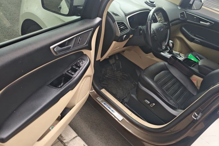 Used Ford Edge 2015 2.0T GTDi Two-Wheel-Drive Elite Edition Driver Seat