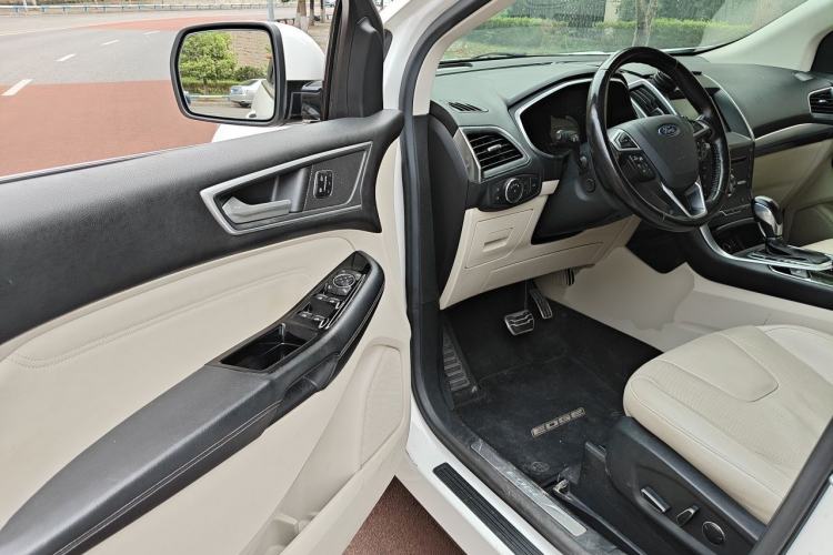 Used Ford Edge 2015 2.7T GTDi 4x4 Prestige 7-Seater Driver Seat