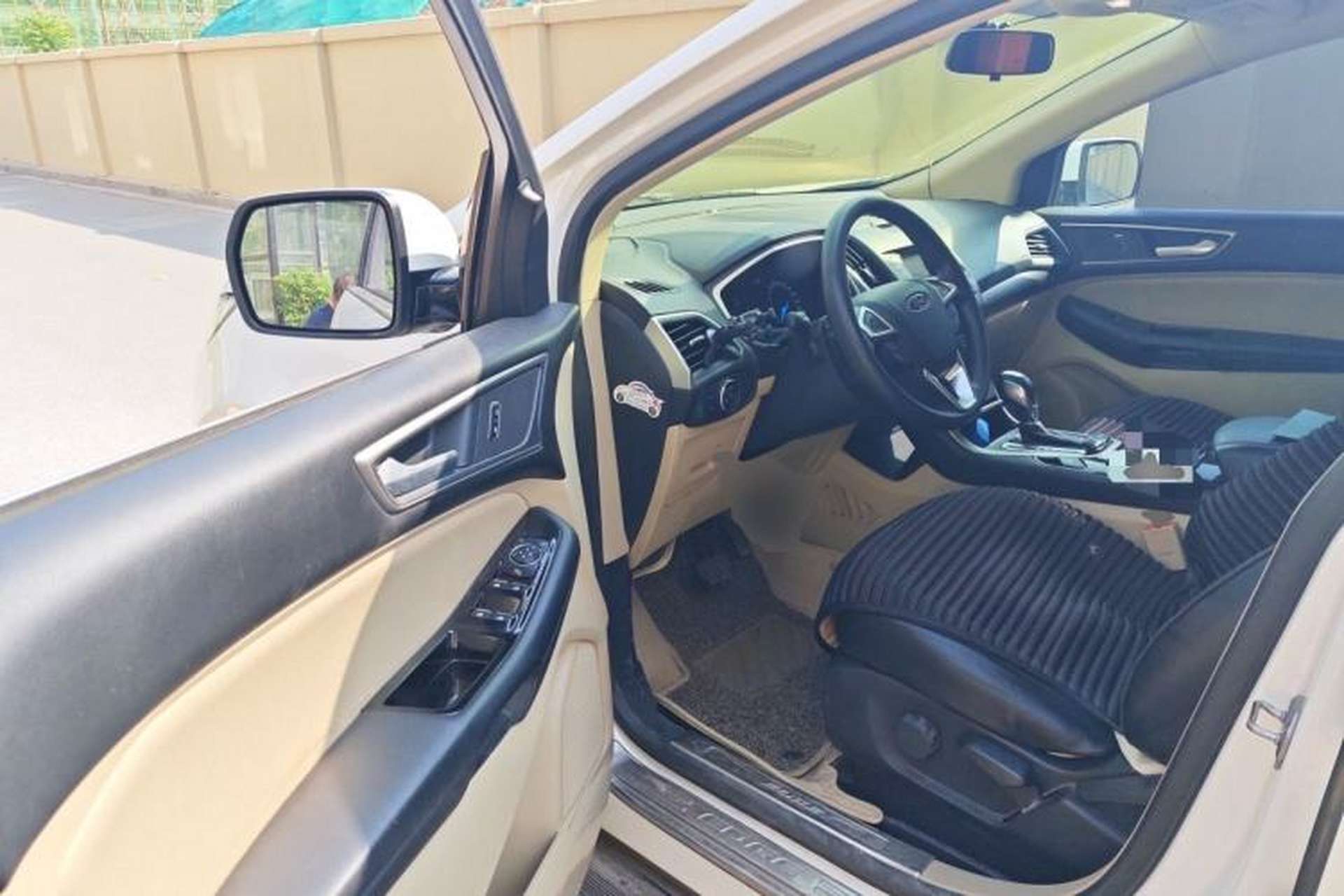 Used Ford Edge 2015 2.0T GTDi Two-Wheel-Drive Elite Edition Driver Seat
