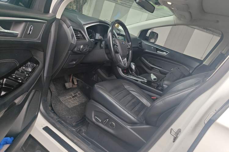 Used Ford Edge 2015 2.0T GTDi Two-Wheel-Drive High-Line Version Driver Seat