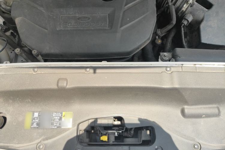 Used Ford Edge 2015 2.0T GTDi Four-Wheel Drive Prestige Model Engine Bay