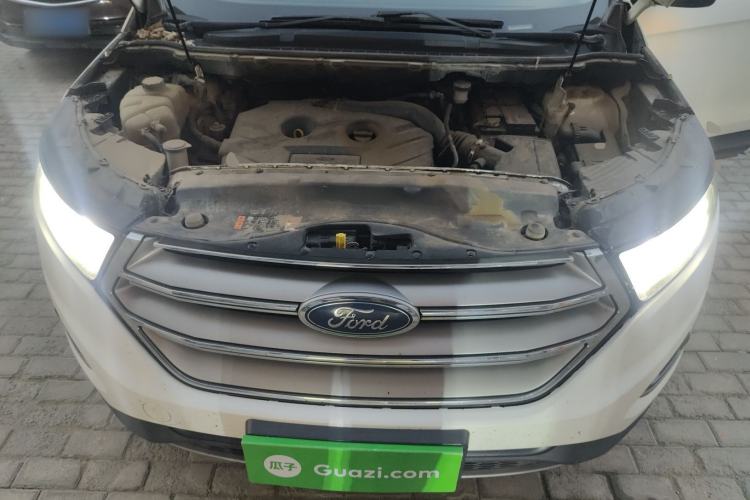 Used Ford Edge 2015 2.0T GTDi Two-Wheel-Drive Platinum Edition Engine Bay