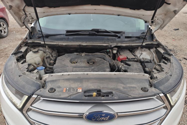 Used Ford Edge 2015 2.0T GTDi Four-Wheel Drive Prestige Model Engine Bay