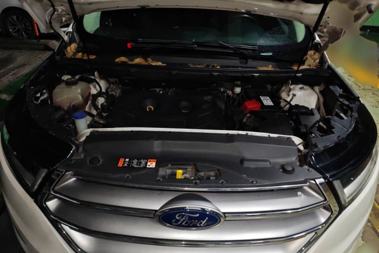 Used Ford Edge 2015 2.0T GTDi Four-Wheel Drive Prestige Model Engine Bay