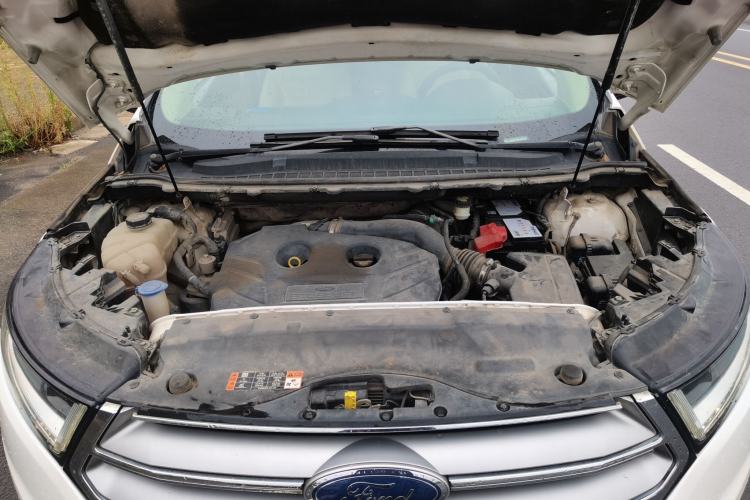 Used Ford Edge 2015 2.0T GTDi 4x4 High-Grade Model Engine Bay