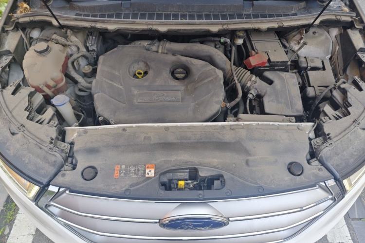 Used Ford Edge 2015 2.0T GTDi Four-Wheel Drive Prestige Model Engine Bay