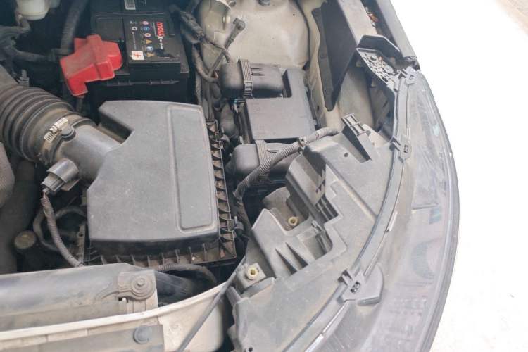 Used Ford Edge 2015 2.0T GTDi 4x4 High-Grade Model Engine Bay Left