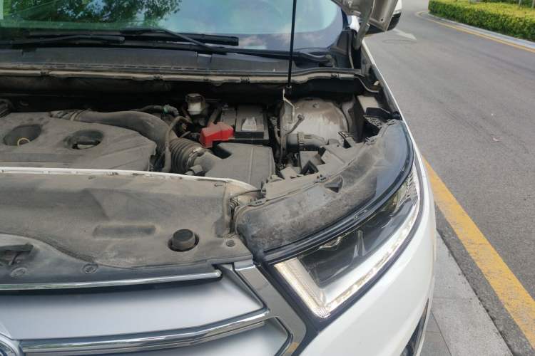 Used Ford Edge 2015 2.0T GTDi 4x4 High-Grade Model Engine Bay Left