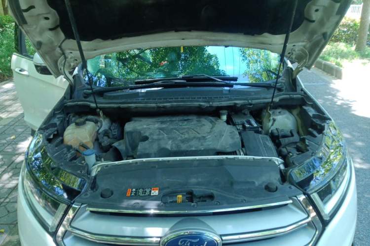 Used Ford Edge 2015 2.7T GTDi 4x4 Prestige 7-Seater Engine Bay