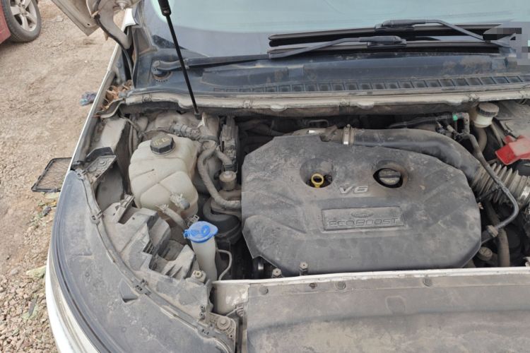Used Ford Edge 2015 2.0T GTDi Four-Wheel Drive Prestige Model Engine Bay Right