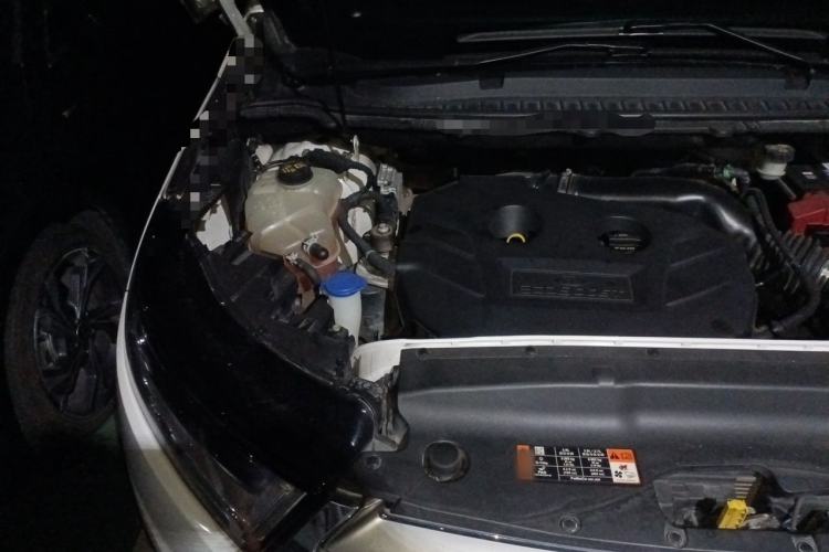 Used Ford Edge 2015 2.0T GTDi 4x4 High-Grade Model Engine Bay Right