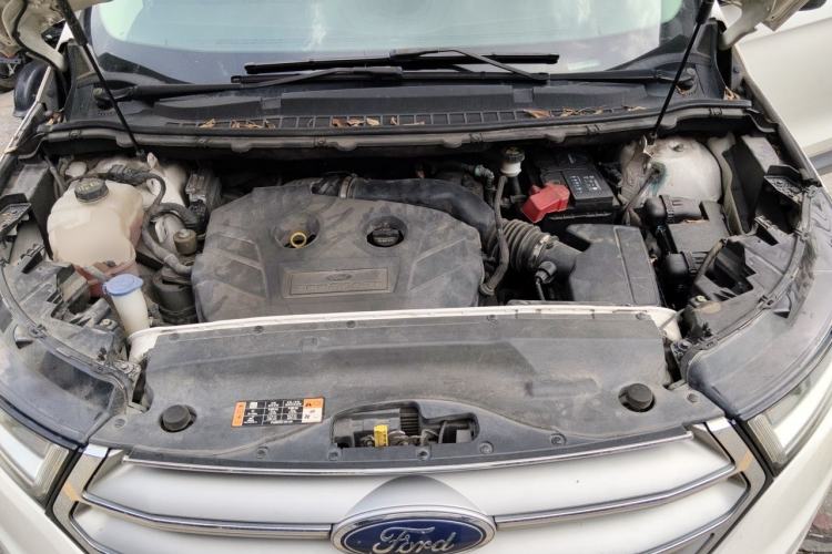 Used Ford Edge 2015 2.0T GTDi 4x4 High-Grade Model Engine Bay