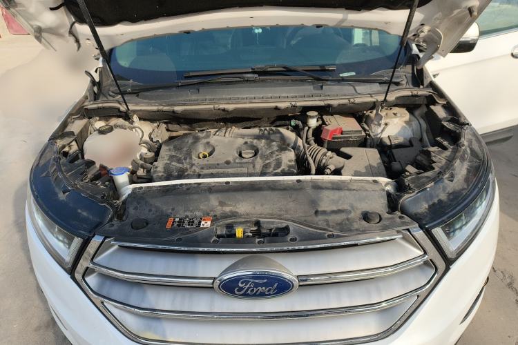 Used Ford Edge 2015 2.0T GTDi Two-Wheel-Drive High-Line Version Engine Bay