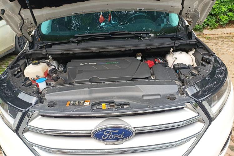 Used Ford Edge 2015 2.7T GTDi 4x4 Prestige 7-Seater Engine Bay