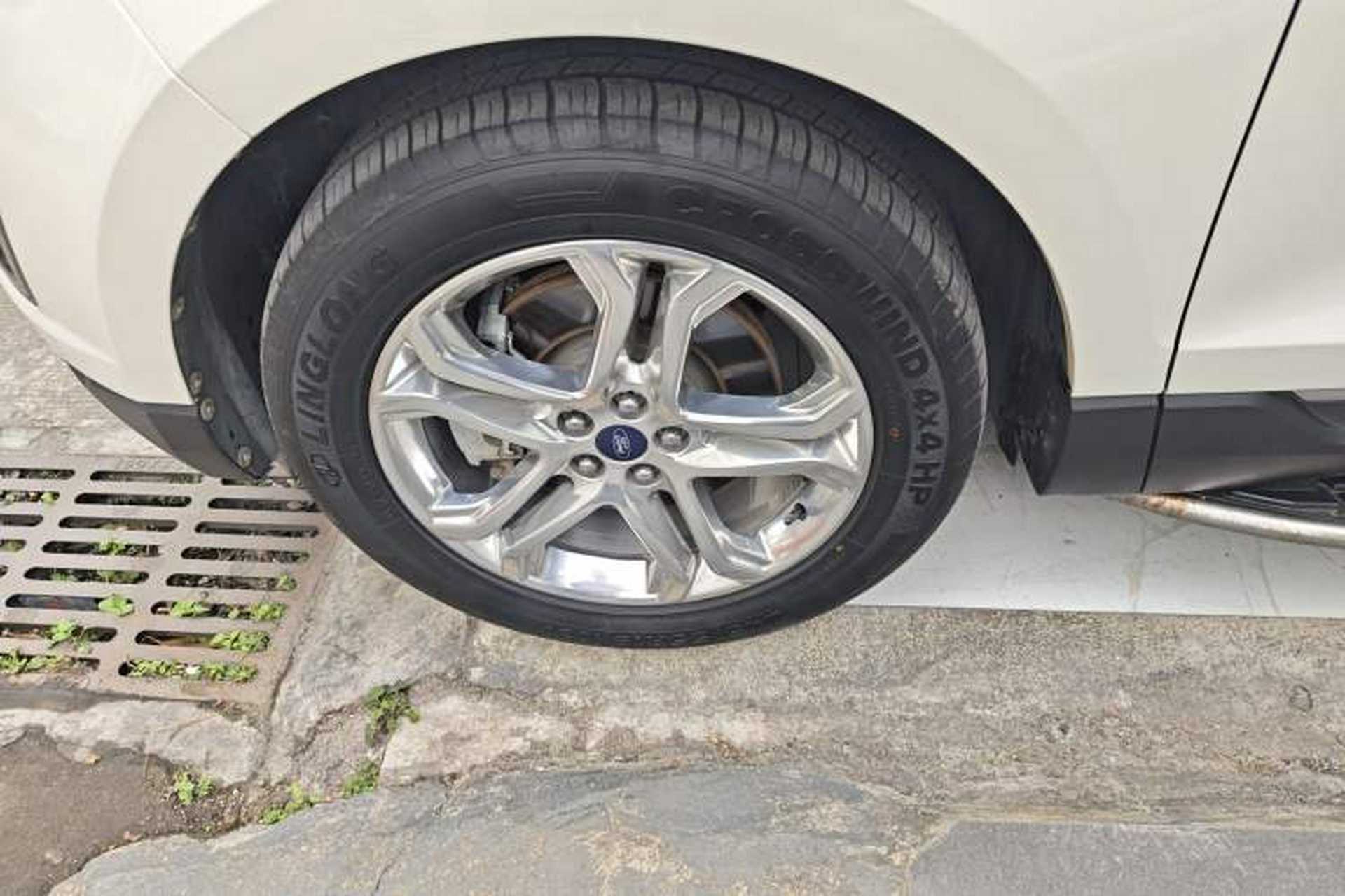 Used Ford Edge 2015 2.0T GTDi Two-Wheel-Drive High-Line Version Exterior 1