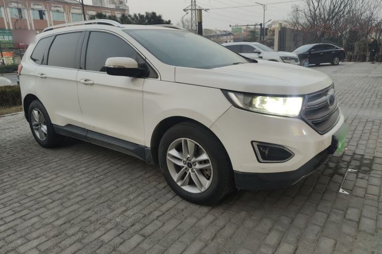 Used Ford Edge 2015 2.0T GTDi Two-Wheel-Drive Platinum Edition Exterior 2